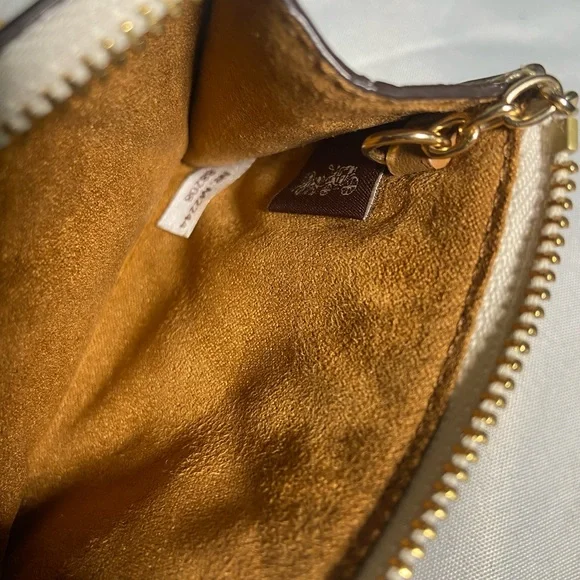 Coach Beige Mini Skinny ID Card , Coin Wallet Keychain/wristlet/lanyard - Picture 6 of 9